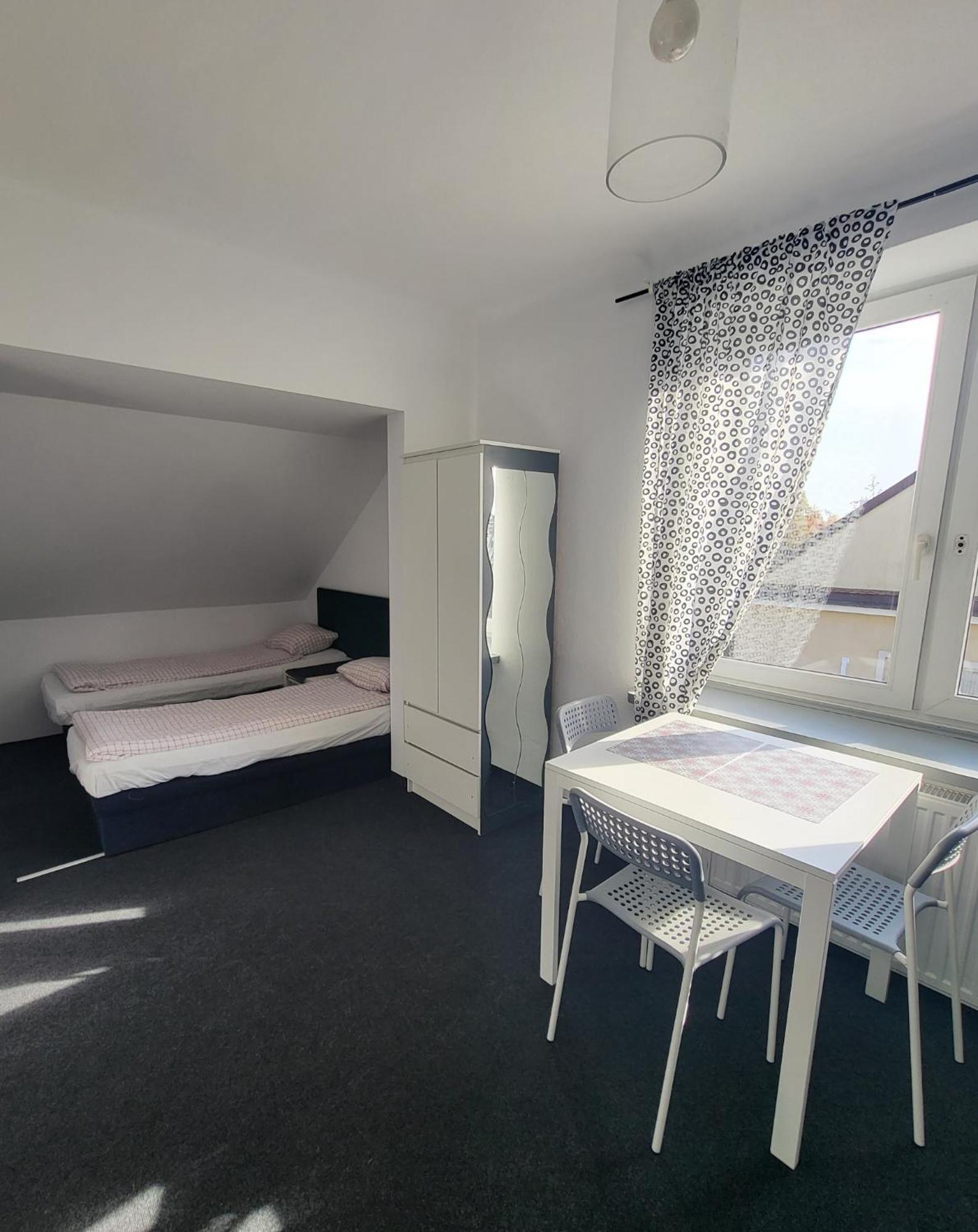 Charmed Homestay - Zaczarowany Варшава Экстерьер фото